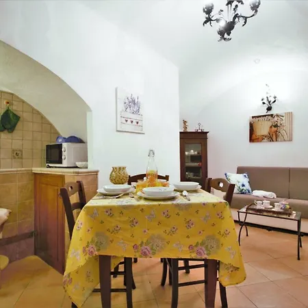 Holidaycasa Rinaldo - A Due Passi Dal Mare Daire